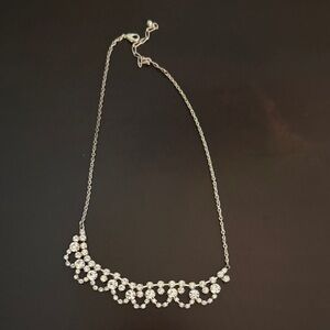 Elegant Silver Necklace with Crystal Accents